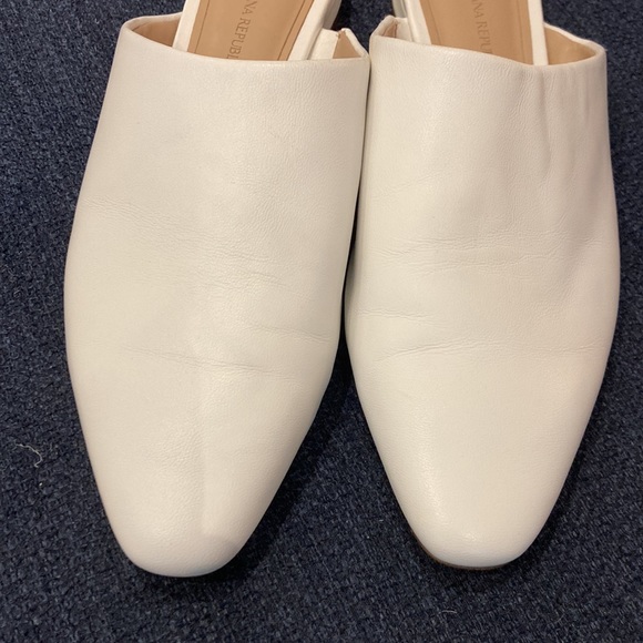 White Banana Republic Mules - Picture 3 of 6